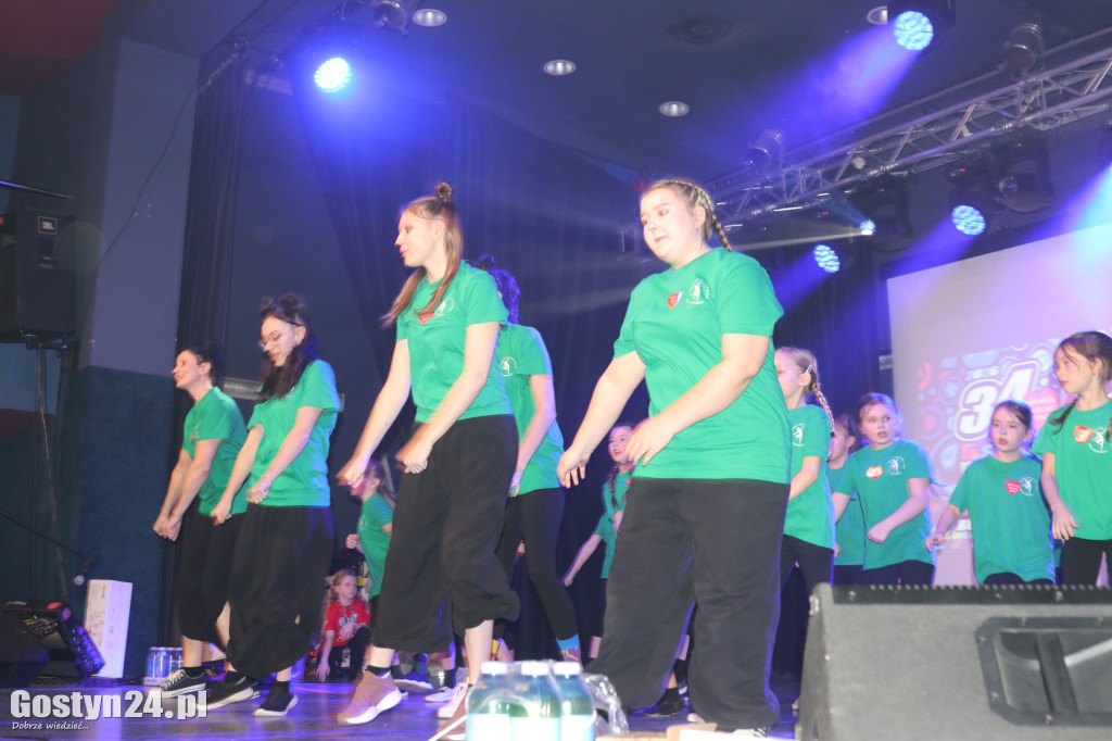 Gostyński Finał WOŚP w GOK Hutnik i licytacja serduszka