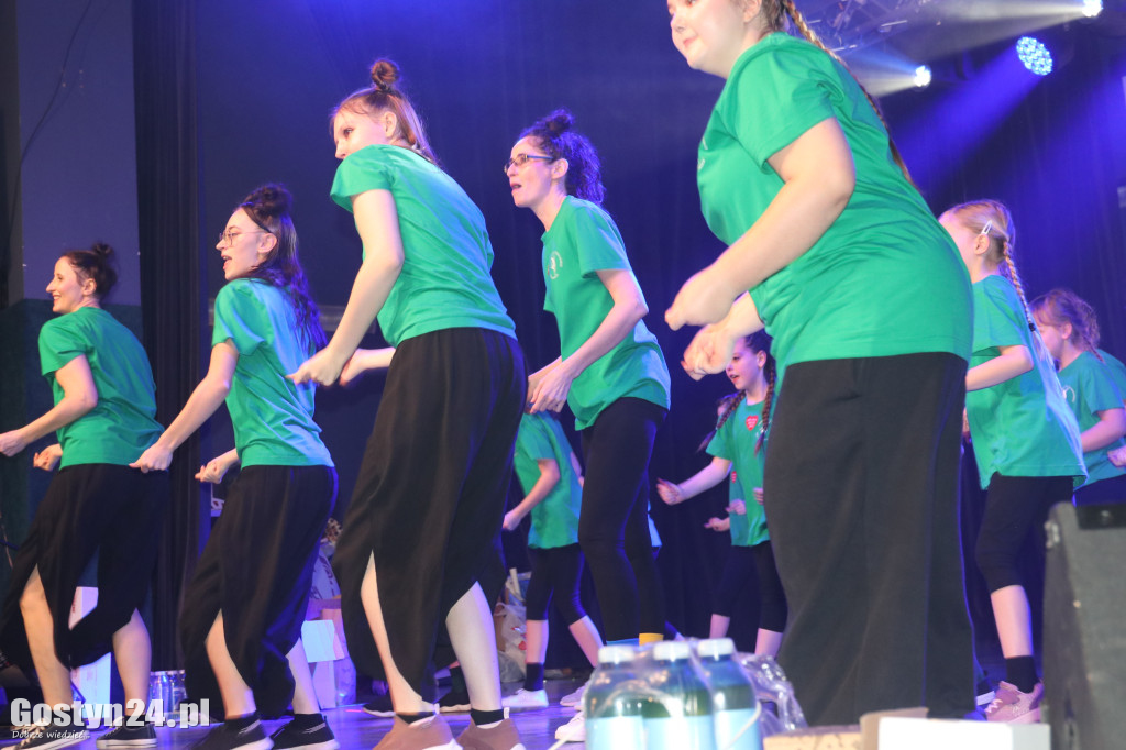 Gostyński Finał WOŚP w GOK Hutnik i licytacja serduszka