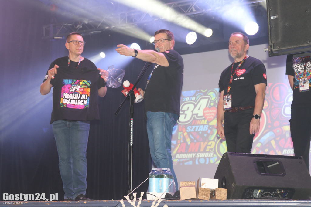 Gostyński Finał WOŚP w GOK Hutnik i licytacja serduszka