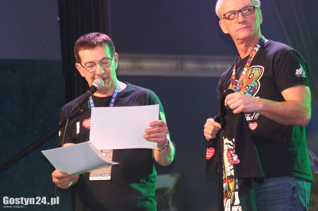 Gostyński Finał WOŚP w GOK Hutnik i licytacja serduszka