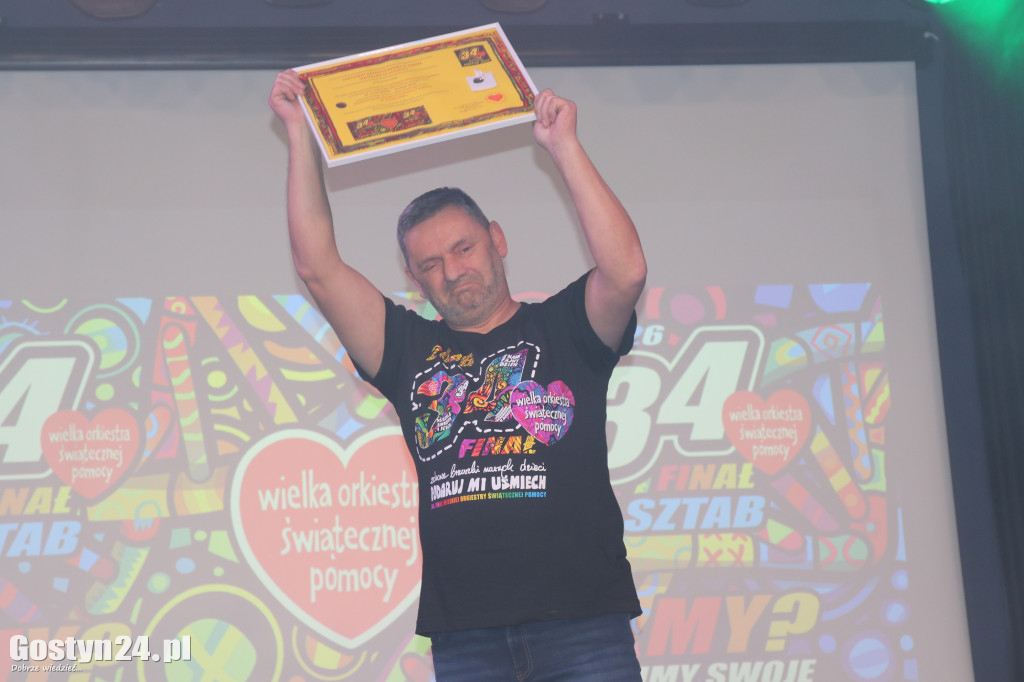 Gostyński Finał WOŚP w GOK Hutnik i licytacja serduszka