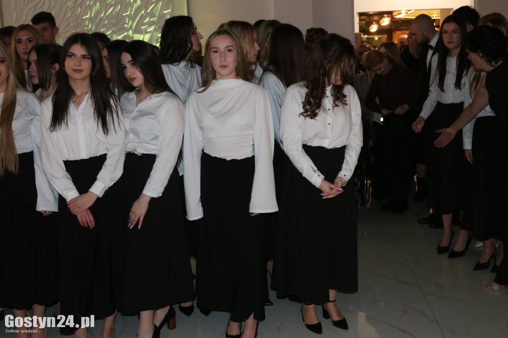 Studniówka maturzystów ZSO w Gostyniu