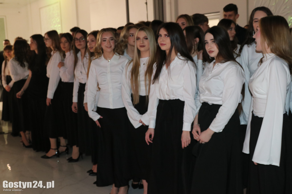 Studniówka maturzystów ZSO w Gostyniu