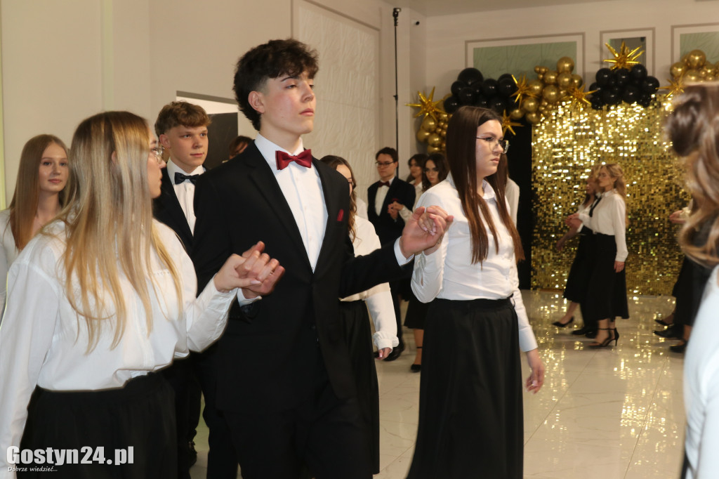 Studniówka maturzystów ZSO w Gostyniu