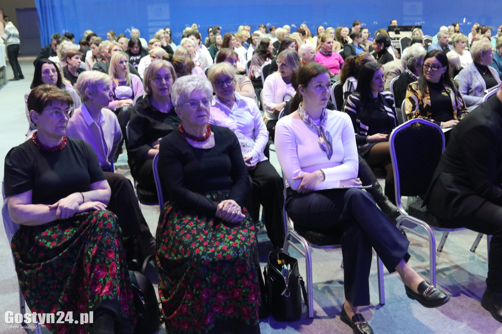 Forum KGW na hali w Pępowie