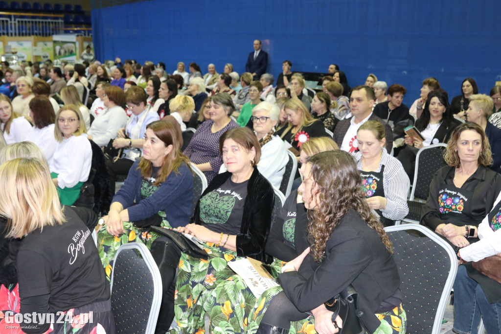 Forum KGW na hali w Pępowie