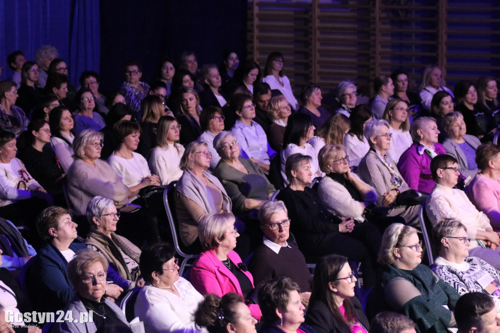 Forum KGW na hali w Pępowie