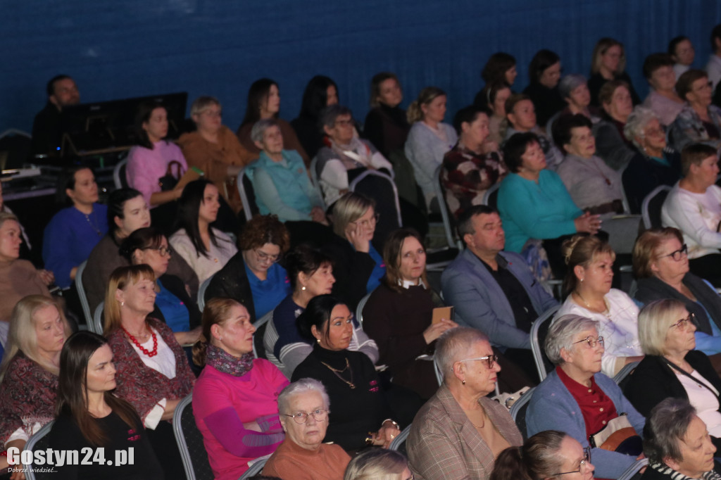 Forum KGW na hali w Pępowie