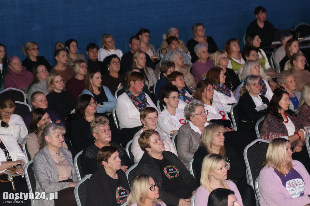 Forum KGW na hali w Pępowie