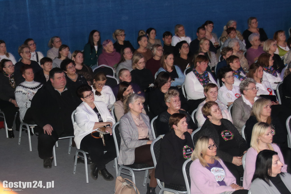 Forum KGW na hali w Pępowie