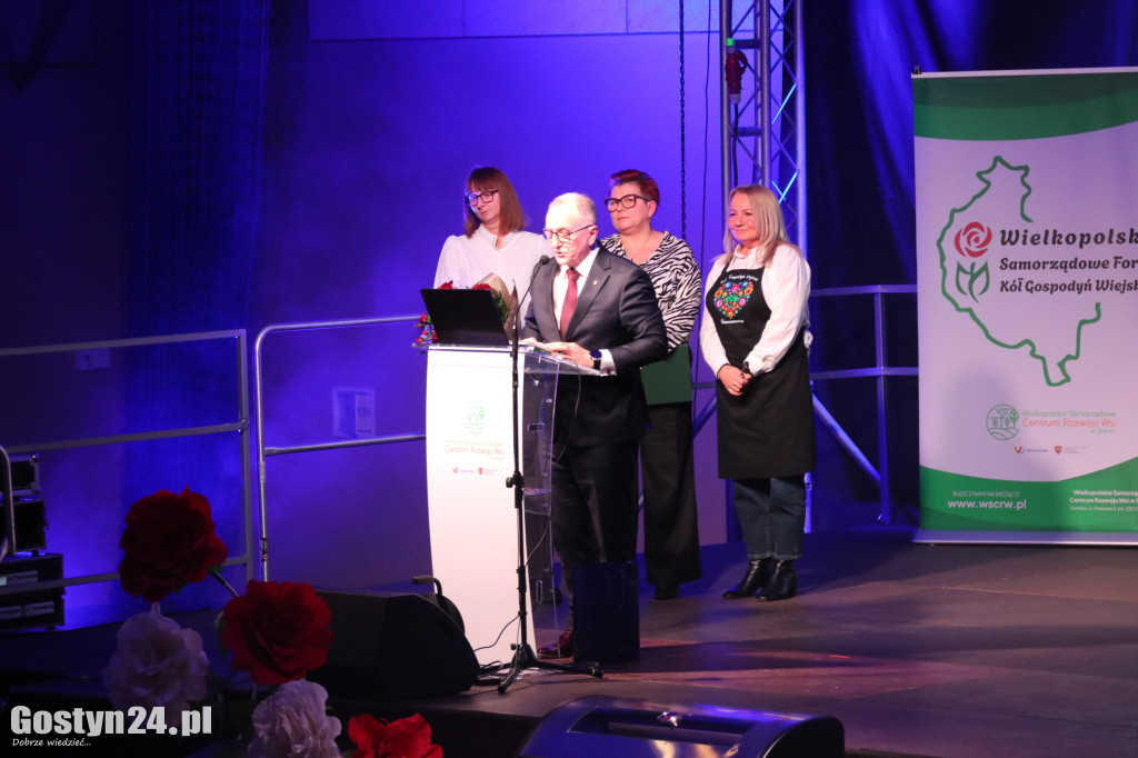 Forum KGW na hali w Pępowie