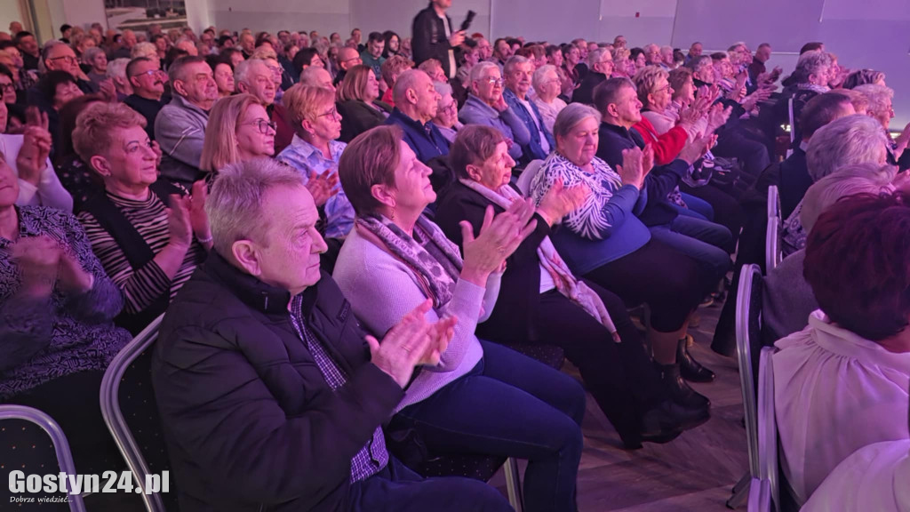 Koncert zespołu Harmonic w Pępowie