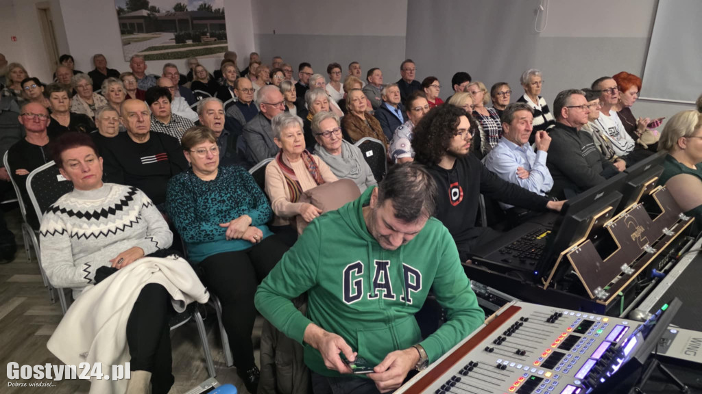 Koncert zespołu Harmonic w Pępowie