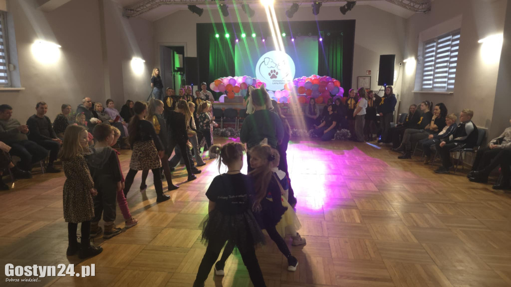 Z pozoru był to radosny balik dla najmłodszych