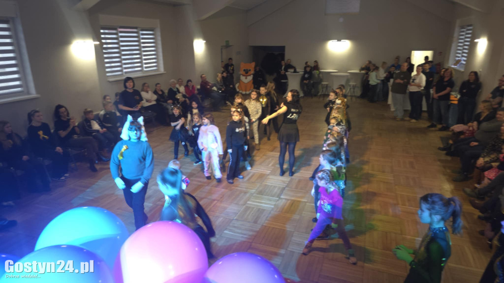 Z pozoru był to radosny balik dla najmłodszych