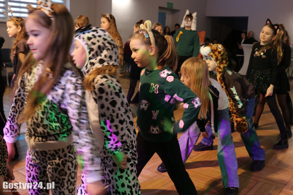 Z pozoru był to radosny balik dla najmłodszych