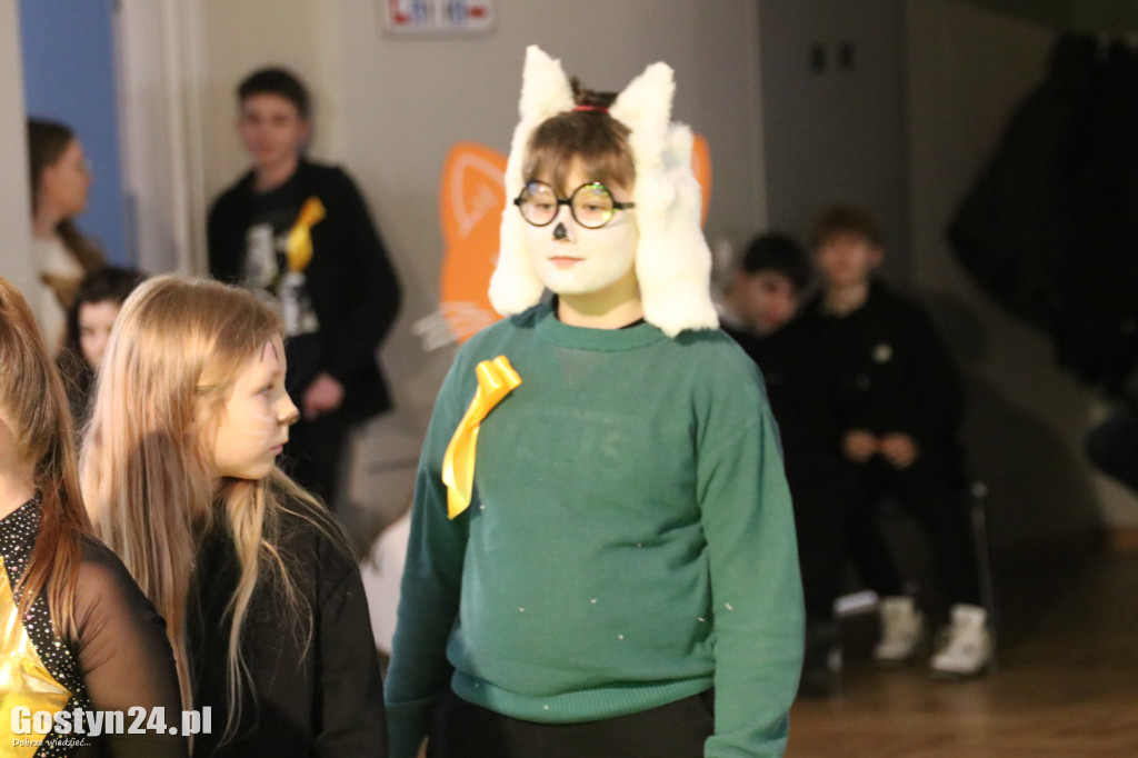 Z pozoru był to radosny balik dla najmłodszych