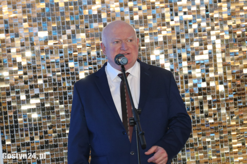 Bal studniówkowy maturzystów ZSOIZ w Pogorzeli