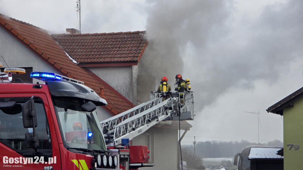 Pożar domu jednorodzinnego w Gostyniu