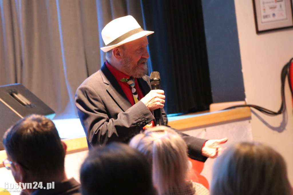 Artur Barciś w CKiB w Piaskach