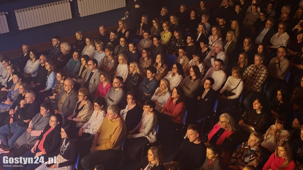 Koncert Anity Lipnickiej w GOK Hutnik w Gostyniu