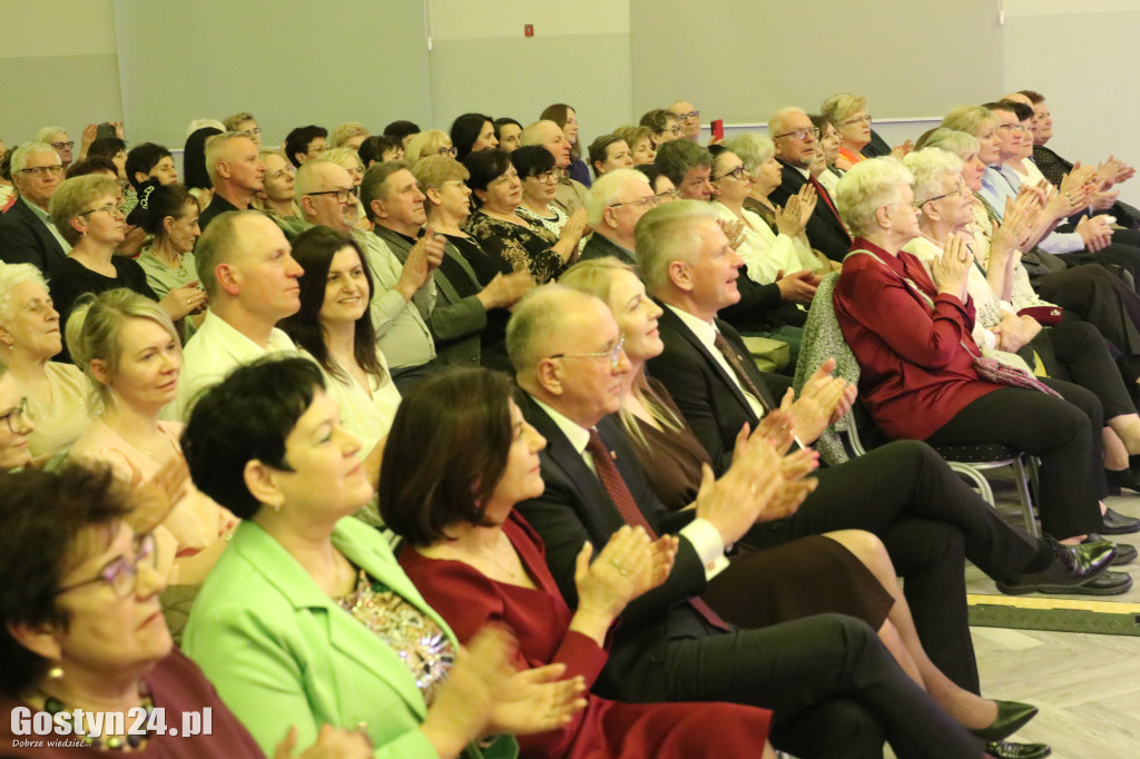 Koncert z okazji Dnia Kobiet i Mężczyzn w Pępowie