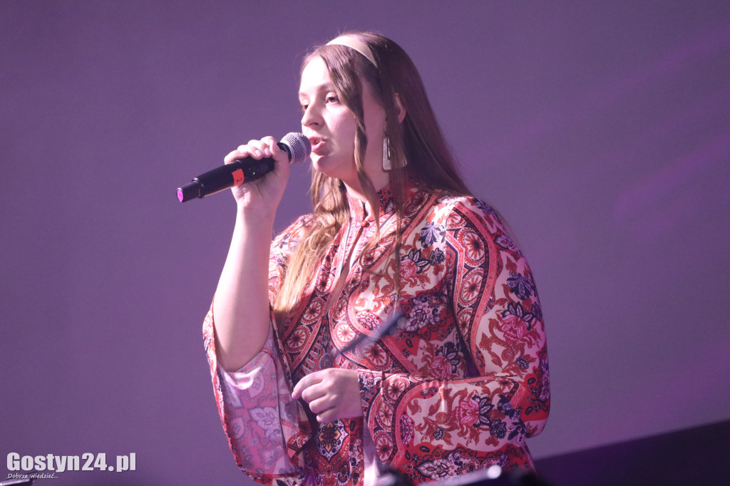 Koncert z okazji Dnia Kobiet i Mężczyzn w Pępowie