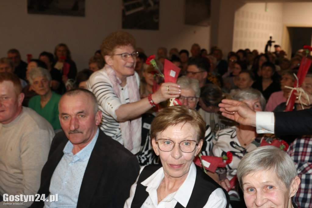 Koncert z okazji Dnia Kobiet i Mężczyzn w Pępowie
