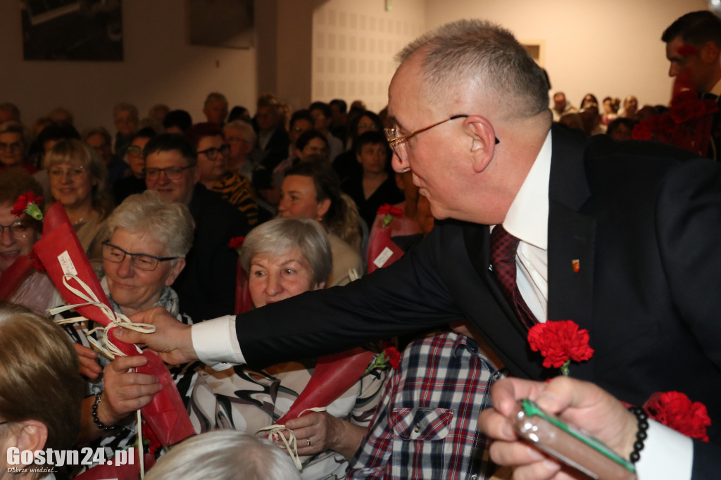 Koncert z okazji Dnia Kobiet i Mężczyzn w Pępowie