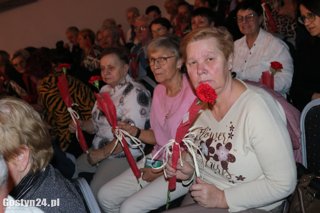 Koncert z okazji Dnia Kobiet i Mężczyzn w Pępowie