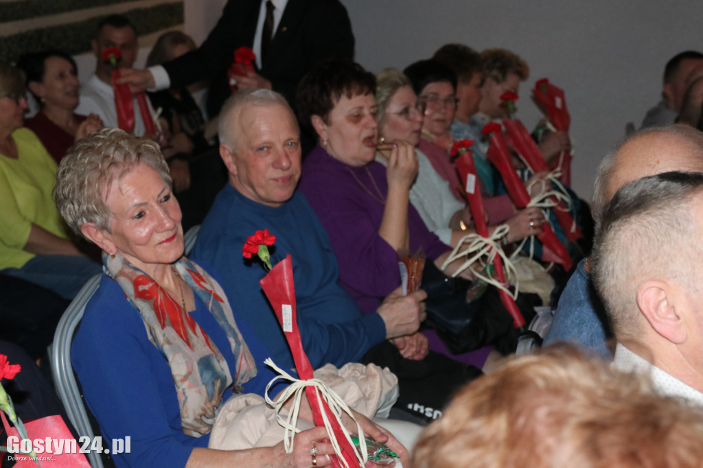 Koncert z okazji Dnia Kobiet i Mężczyzn w Pępowie