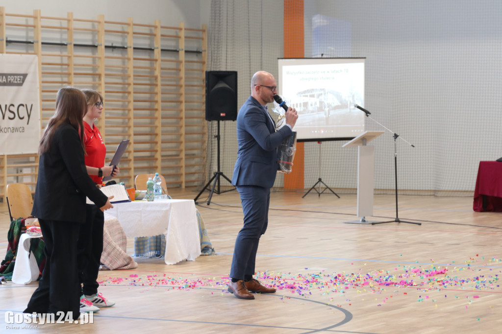 Otwarcie zmodernizowanej hali SP2 w Gostyniu