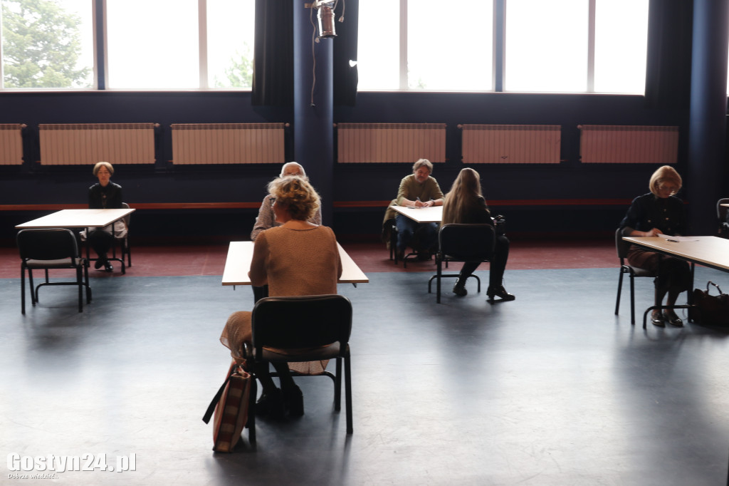 V Gostyńskie Dyktando w GOK Hutnik