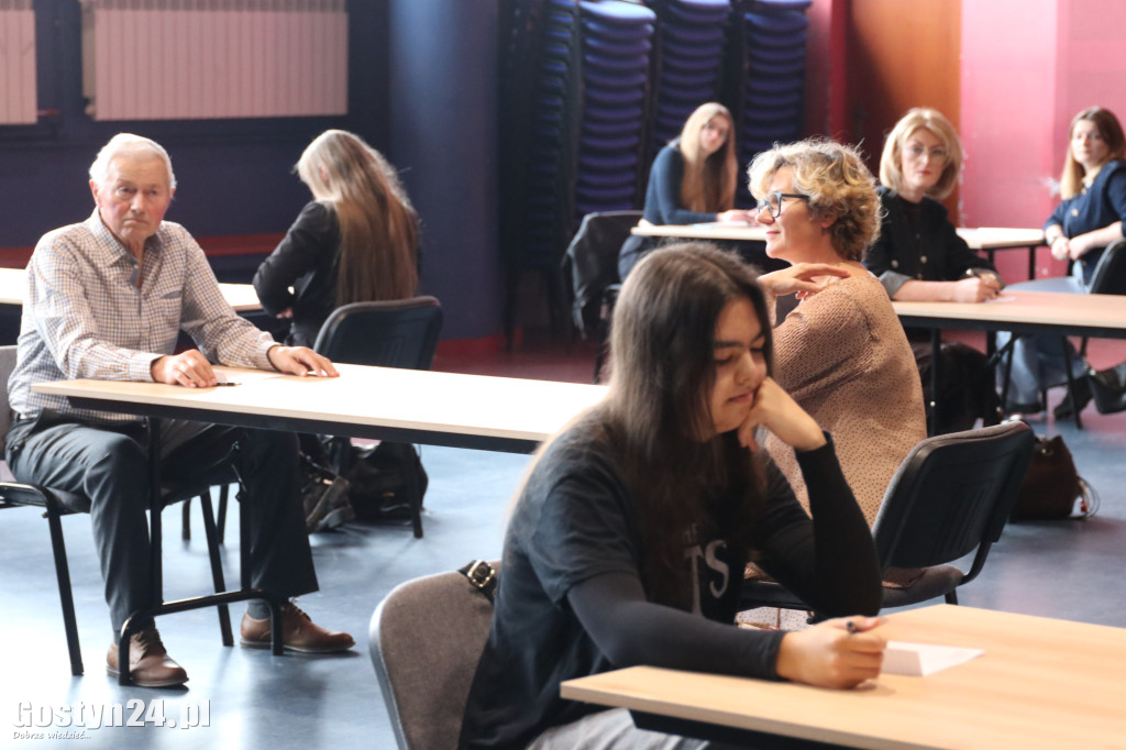 V Gostyńskie Dyktando w GOK Hutnik