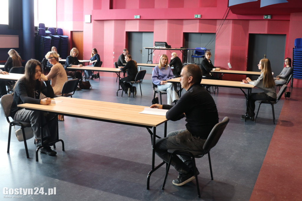 V Gostyńskie Dyktando w GOK Hutnik