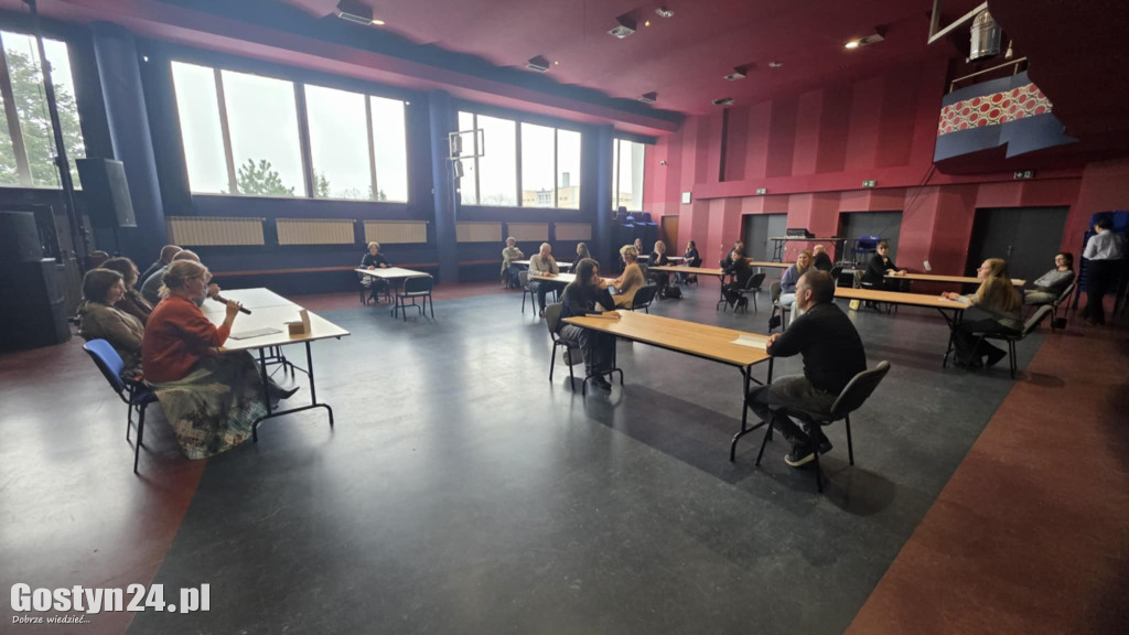 V Gostyńskie Dyktando w GOK Hutnik