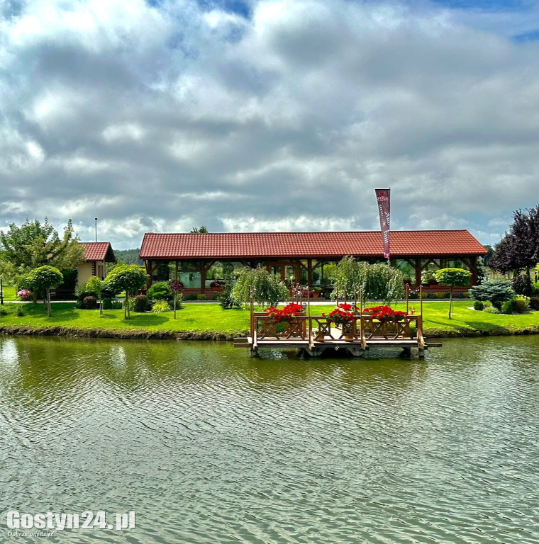 25-lecie restauracji Pireus