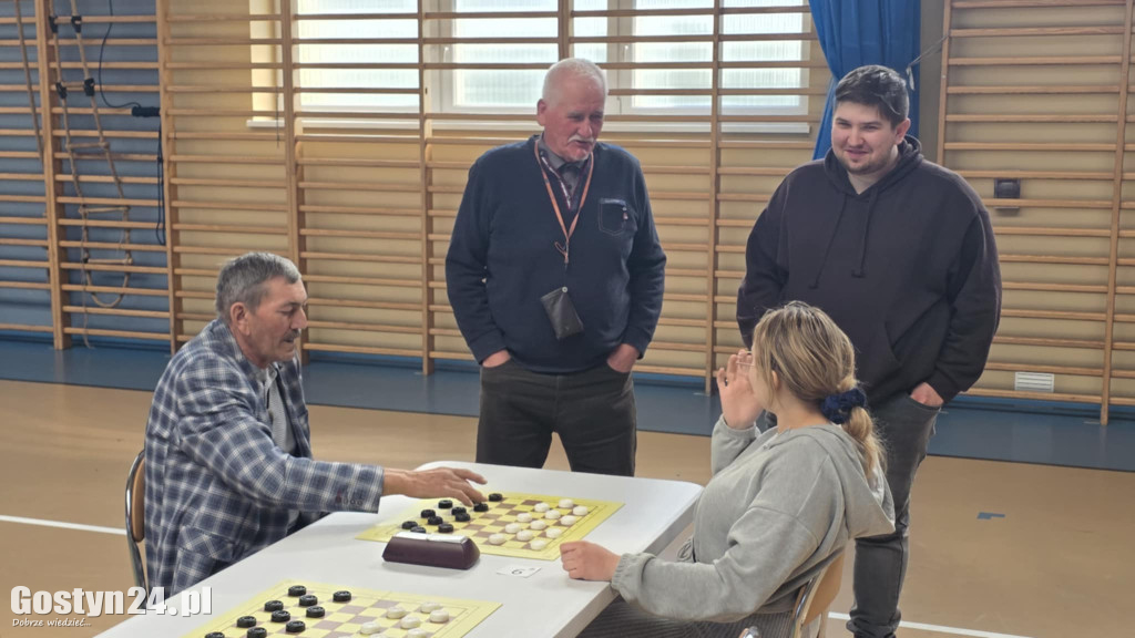 Mistrzostwa szachistów i warcabistów w Pępowie