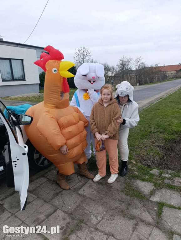 Zajączek odwiedził najmłodszych w Łęce Wielkiej