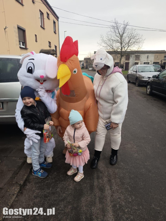 Zajączek odwiedził najmłodszych w Łęce Wielkiej