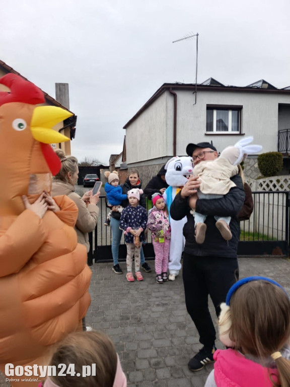 Zajączek odwiedził najmłodszych w Łęce Wielkiej