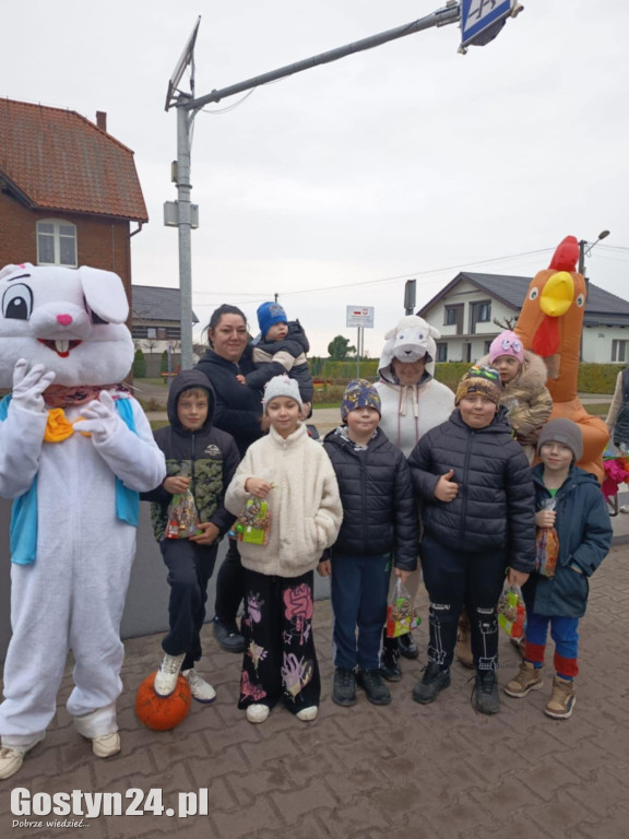 Zajączek odwiedził najmłodszych w Łęce Wielkiej