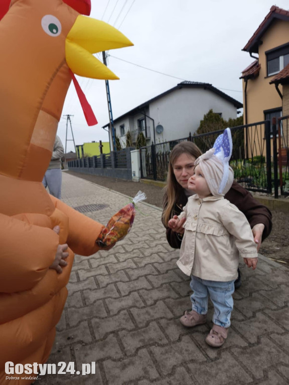 Zajączek odwiedził najmłodszych w Łęce Wielkiej