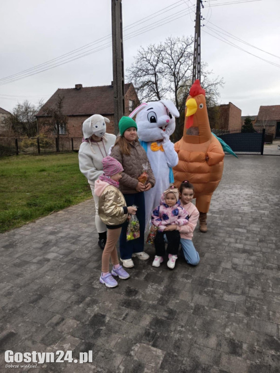 Zajączek odwiedził najmłodszych w Łęce Wielkiej