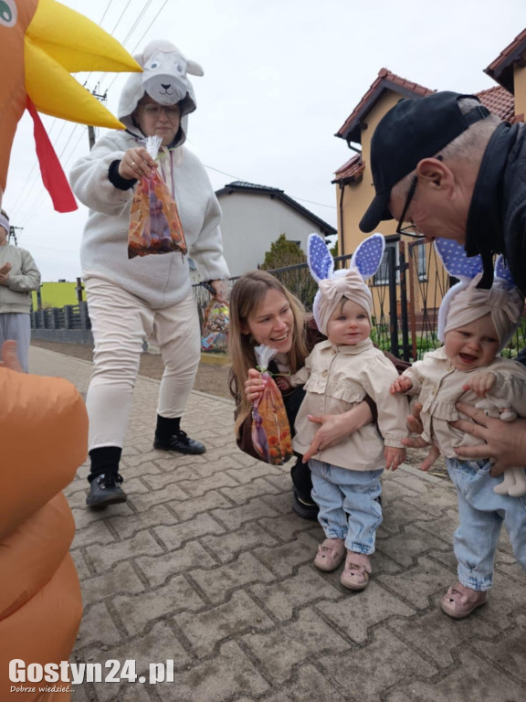 Zajączek odwiedził najmłodszych w Łęce Wielkiej