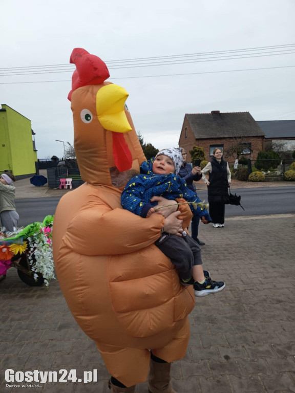 Zajączek odwiedził najmłodszych w Łęce Wielkiej