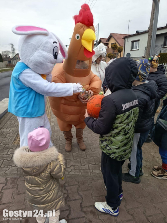 Zajączek odwiedził najmłodszych w Łęce Wielkiej