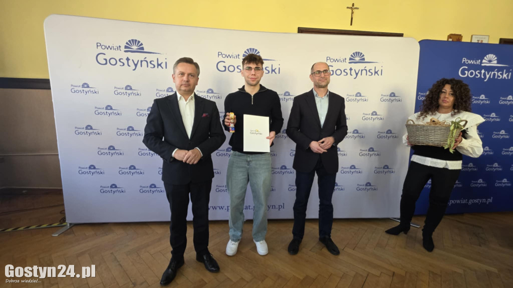 Stypendia dla młodych sportowców z powiatu