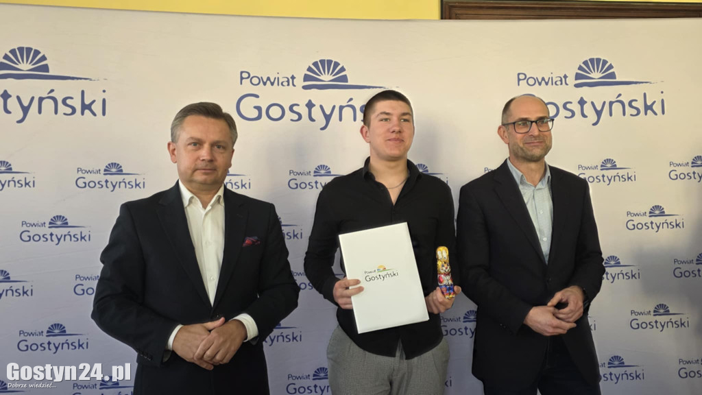 Stypendia dla młodych sportowców z powiatu