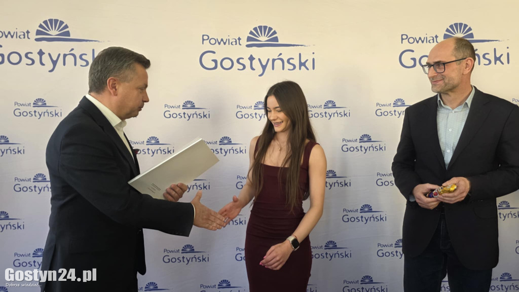 Stypendia dla młodych sportowców z powiatu